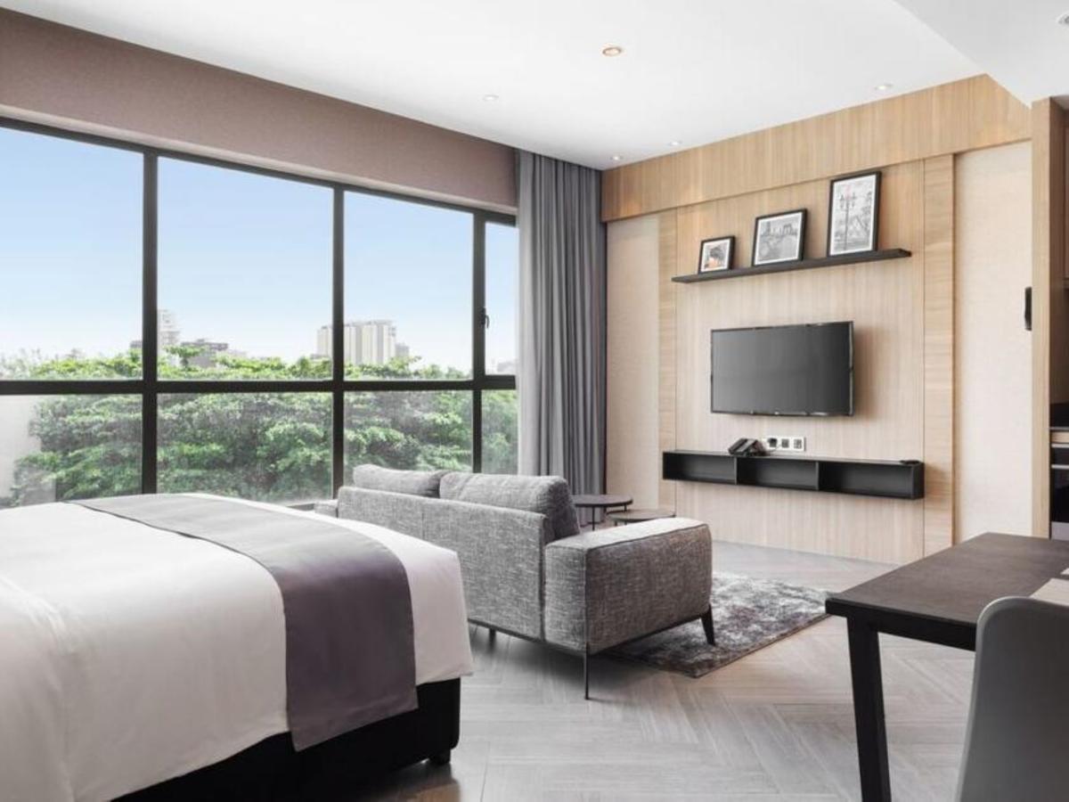 One Residence Hotel & Apartment Phnom-Penh Buitenkant foto