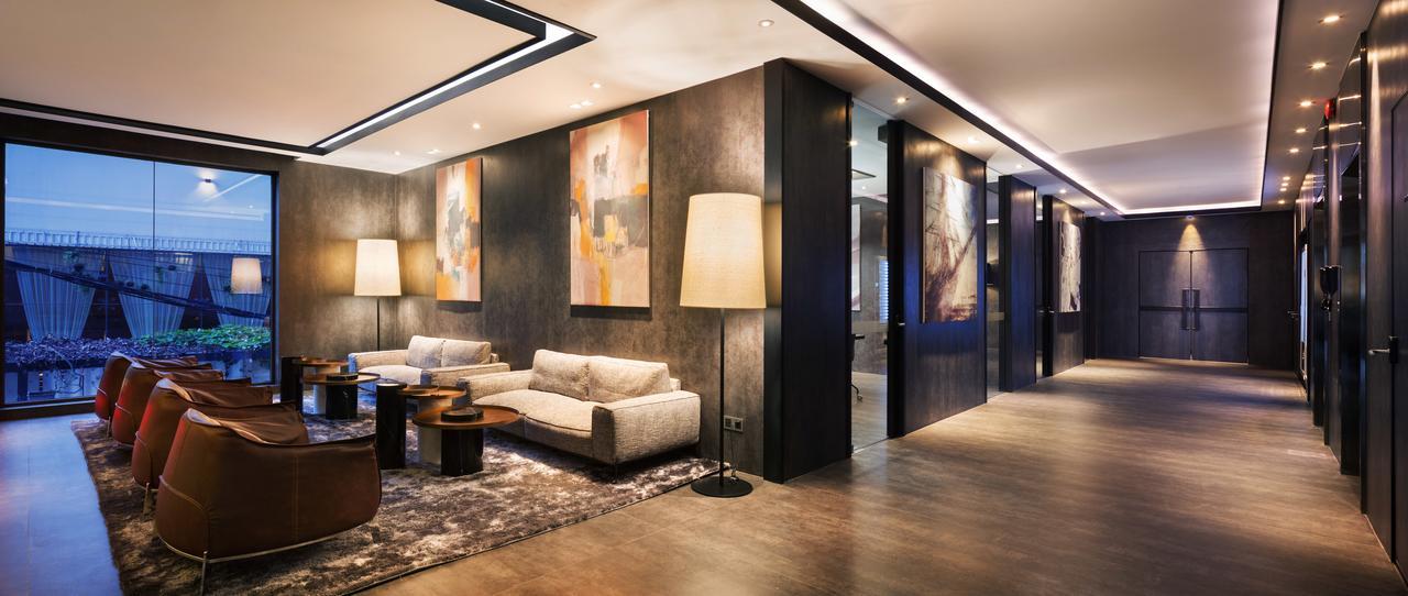One Residence Hotel & Apartment Phnom-Penh Buitenkant foto